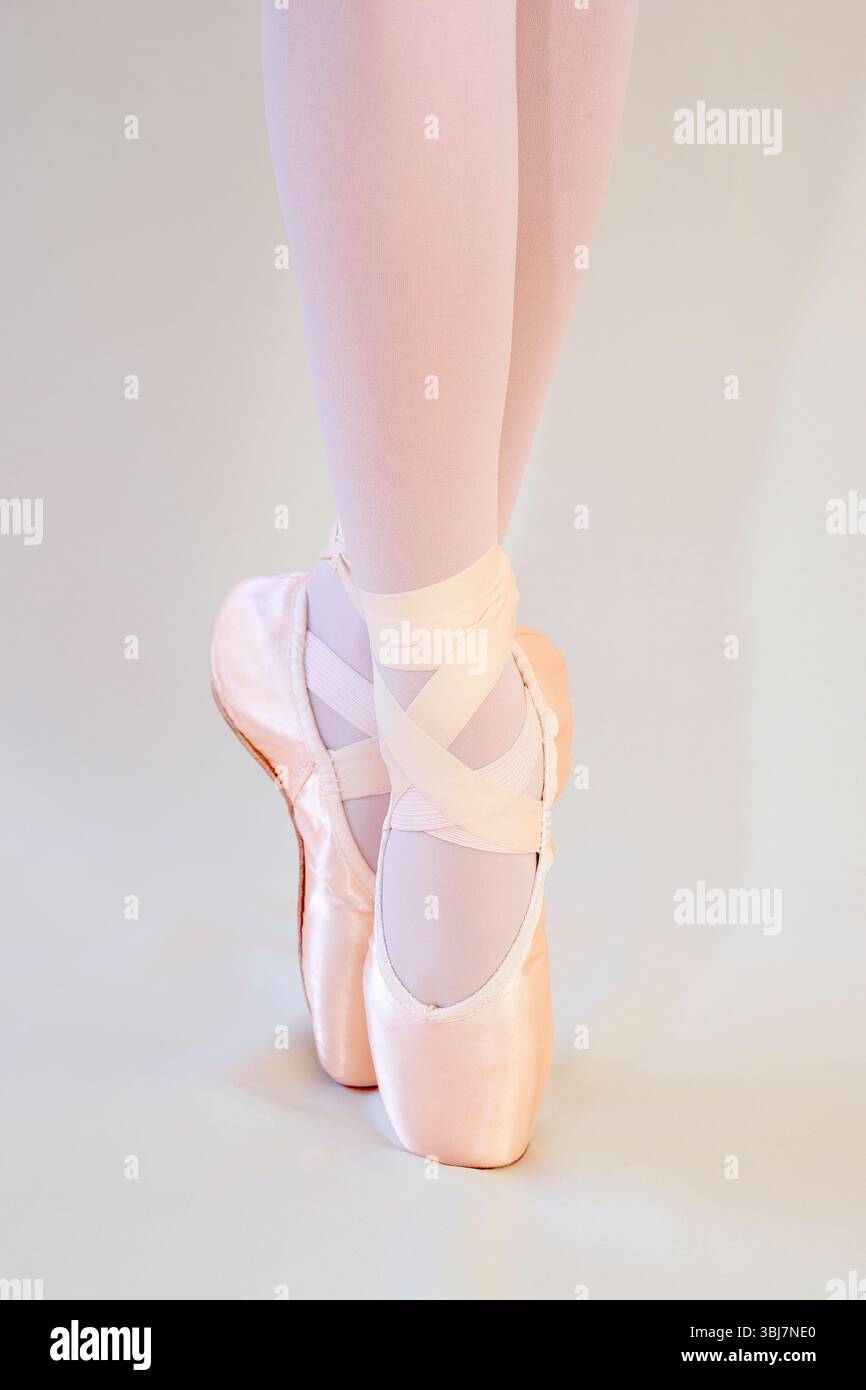 Ballerina auf vollem pointe Stockfoto