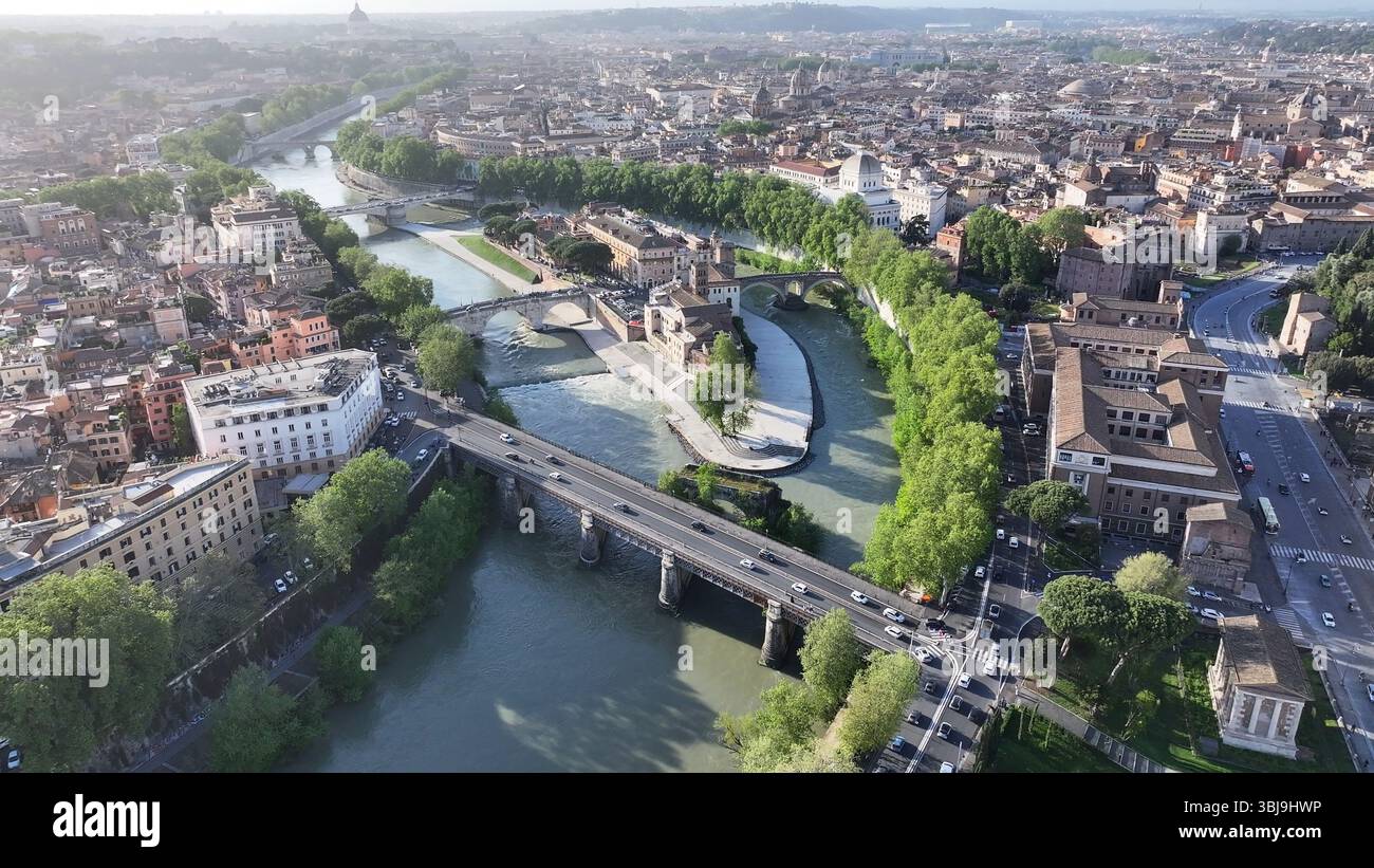 Skyline von Rom im italienischen Staat Latium. Wunderschöne Skyline. Reiseziel Europa. Touristisches Wahrzeichen. Skyline Von Rom. Stockfoto