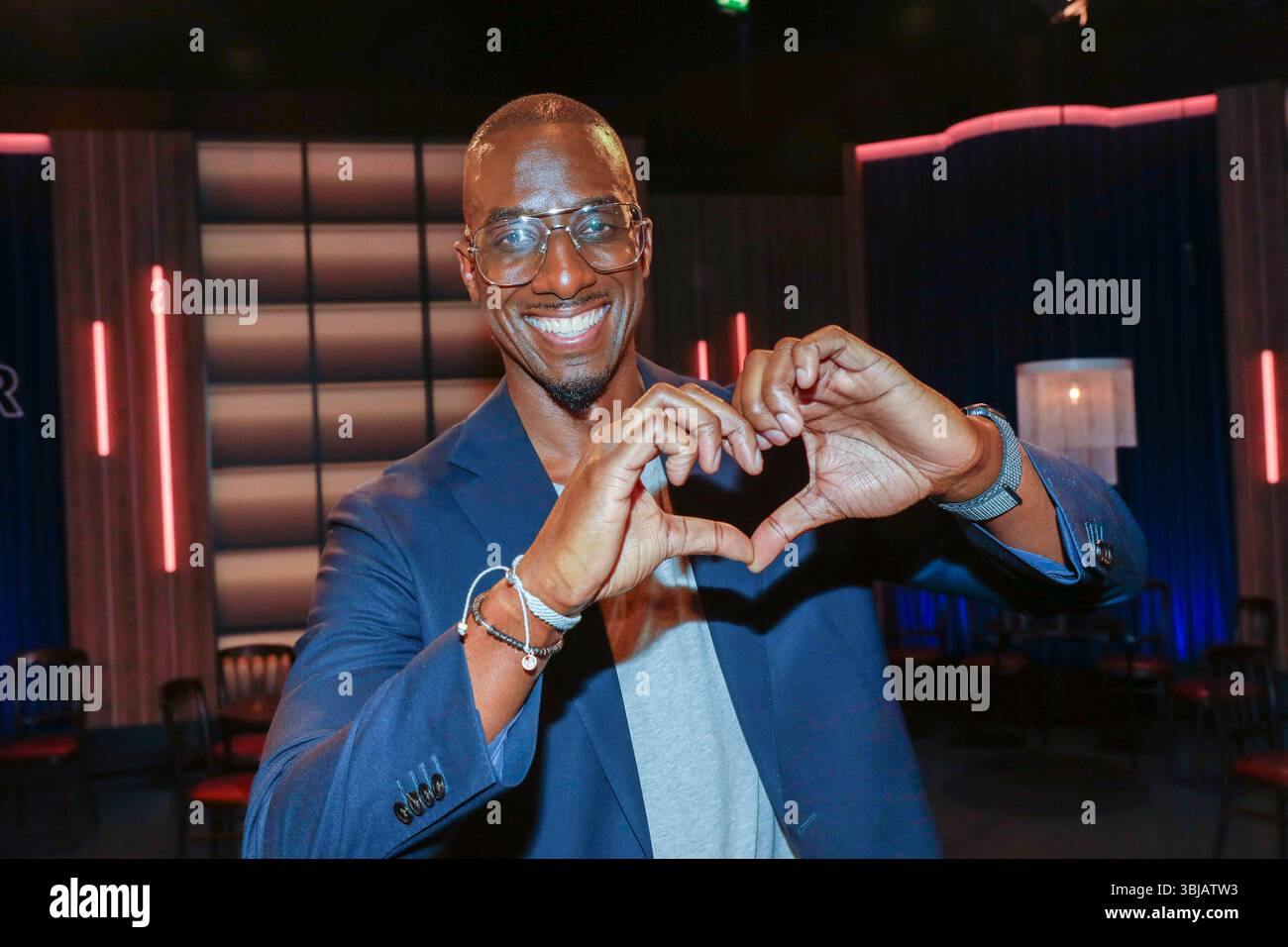Nana-Yaw Bimpong-Buta bei der Aufzeichnung der WDR-Talkshow 'Kölner Treff' im WDR Studio BS 3. Köln, 12.04.2024 Stockfoto
