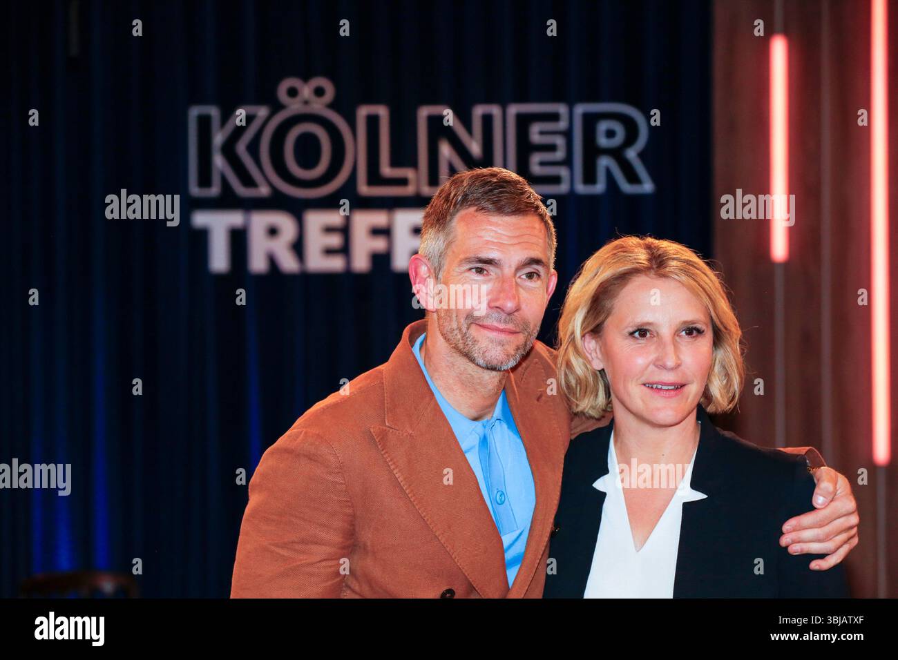 Susan Link und Micky Beisenherz bei der Aufzeichnung der WDR-Talkshow 'Kölner Treff' im WDR Studio BS 3. Köln, 12.04.2024 Stockfoto