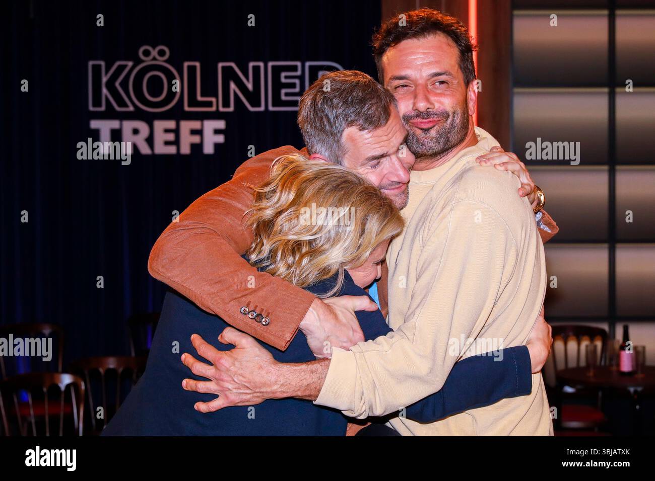 Susan Link, Micky Beisenherz, Kai Schumann bei der Aufzeichnung der WDR-Talkshow 'Kölner Treff' im WDR Studio BS 3. Köln, 12.04.2024 Stockfoto