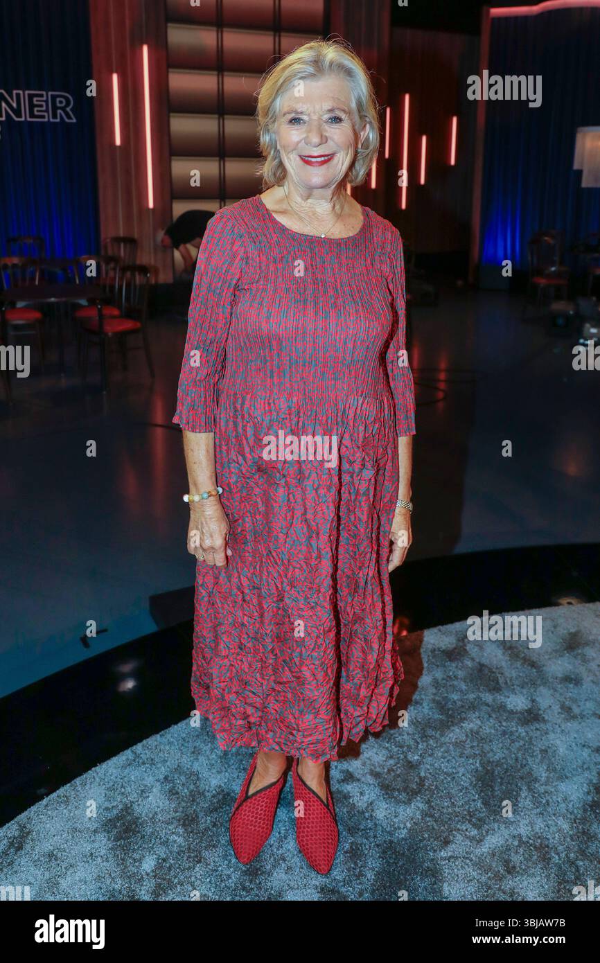 Jutta Speidel bei der Aufzeichnung der WDR-Talkshow 'Kölner Treff' im WDR Studio BS 3. Köln, 03.05.2024 Stockfoto