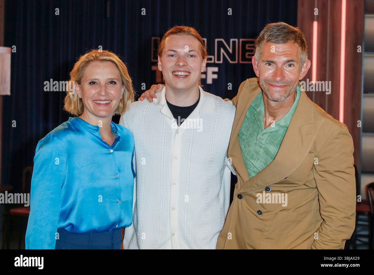 Susan Link, Gabriel Kelly, Micky Beisenherz bei der Aufzeichnung der WDR-Talkshow 'Kölner Treff' im WDR Studio BS 3. Köln, 29.05.2024 Stockfoto