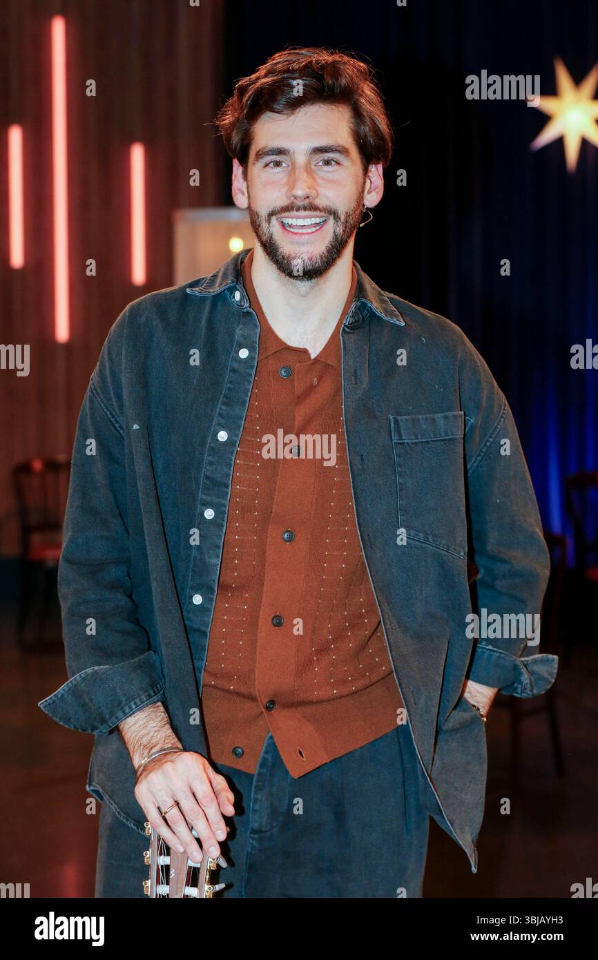 Álvaro Soler bei der Aufzeichnung der WDR-Talkshow 'Kölner Treff' im WDR Studio BS 3. Köln, 05.12.2024 Stockfoto