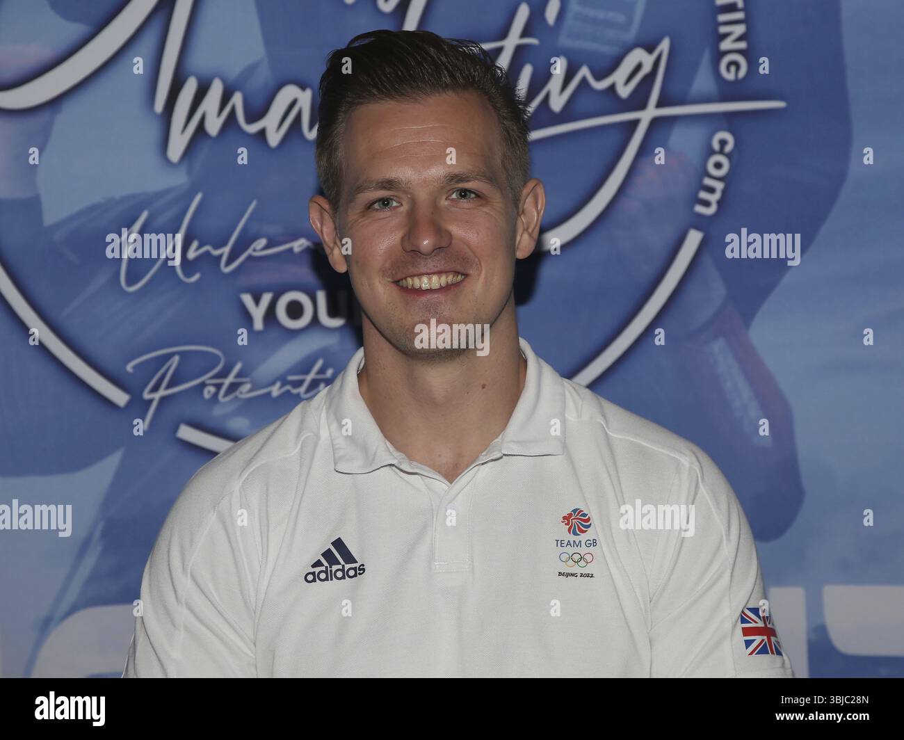 Britischer Bobpilot Brad Hall vom britischen Bobsleigh Team 2025 beim Sportfest der Abend der Eiskanalkoenige im Classik Hotel Magdeb Stockfoto