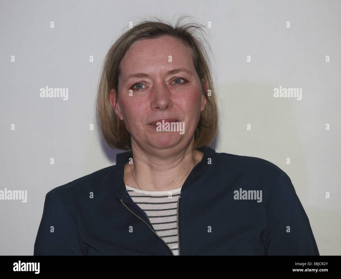 Deutsche Politikerin Janina Boettger (die linke) bei einer Veranstaltung im Magdeburger Familienhaus, Magdeburg, DE Stockfoto