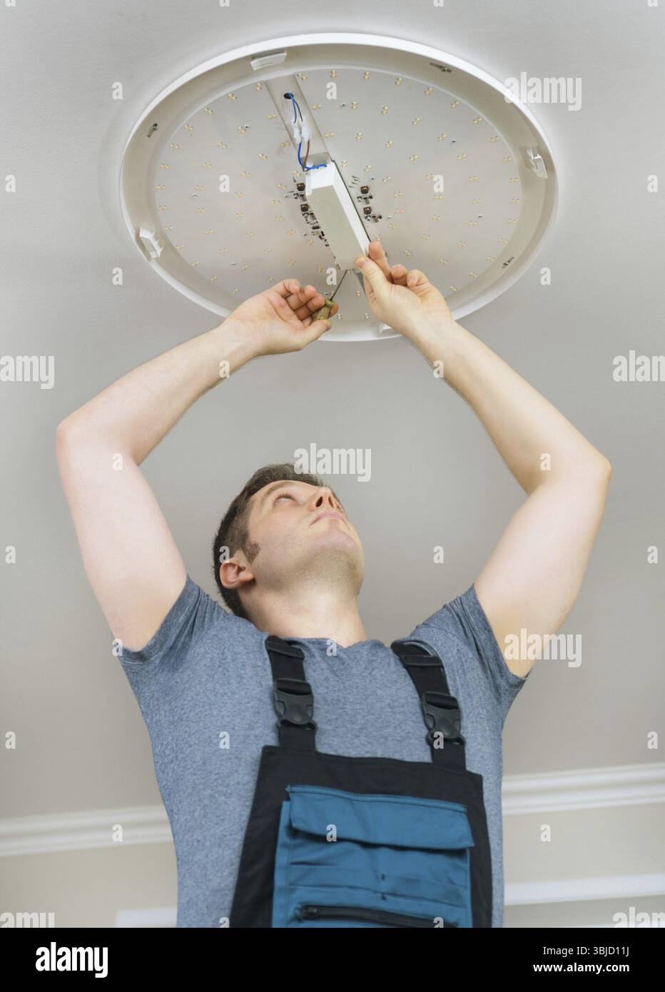 LED-Lampe für Elektriker zu Hause Stockfoto