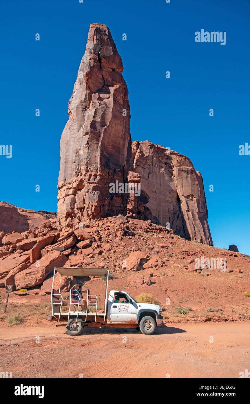 Führung im Monument Valley Navajo Tribal Park, Arizona, USA Stockfoto