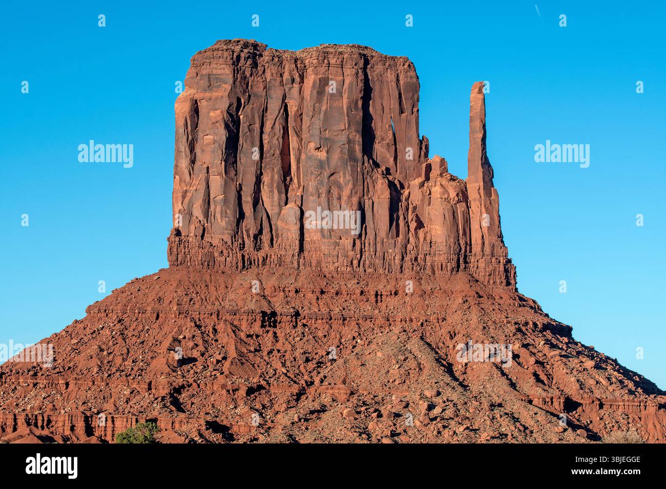 West Mitten Monolith im Monument Valley Navajo Tribal Park, Arizona, USA Stockfoto