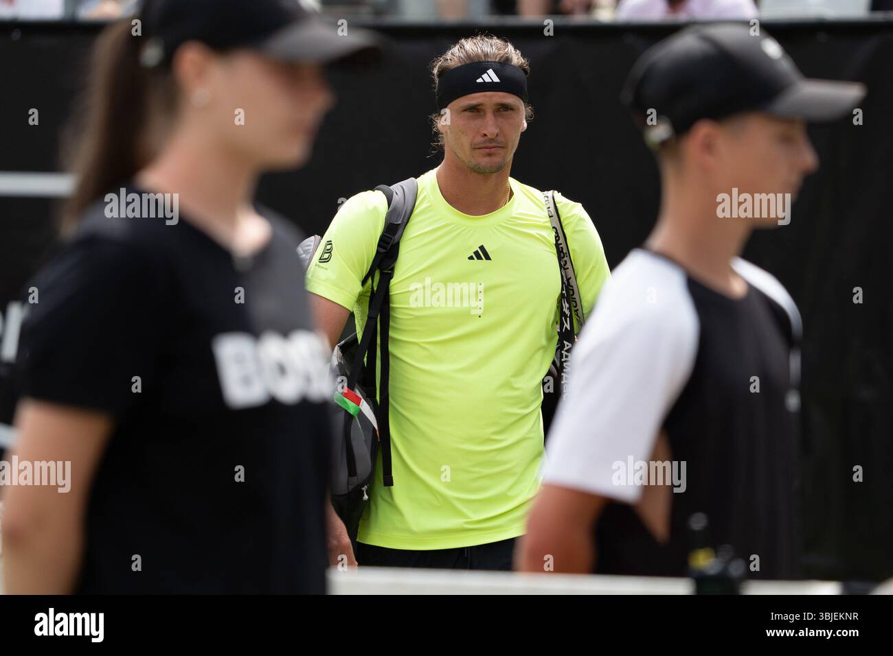 Alexander Zverev, Einlauf, Spielbeginn, Alexander Zverev vs. Taylor Fritz, Tennis, ATP-Turnier, Boss-Open, Center-Court, Finale, 15.06.2025, Foto: Eibner-Pressefoto/Edward Cheung Stockfoto