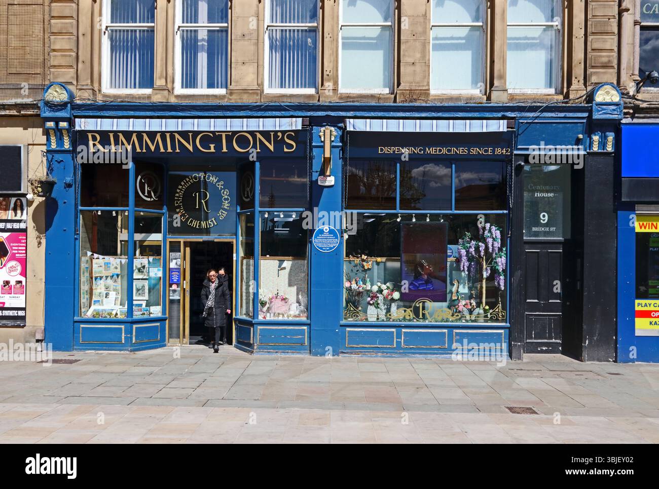 Rimmingtons Chemiker geben seit 1842 ab, Bradford Stockfoto