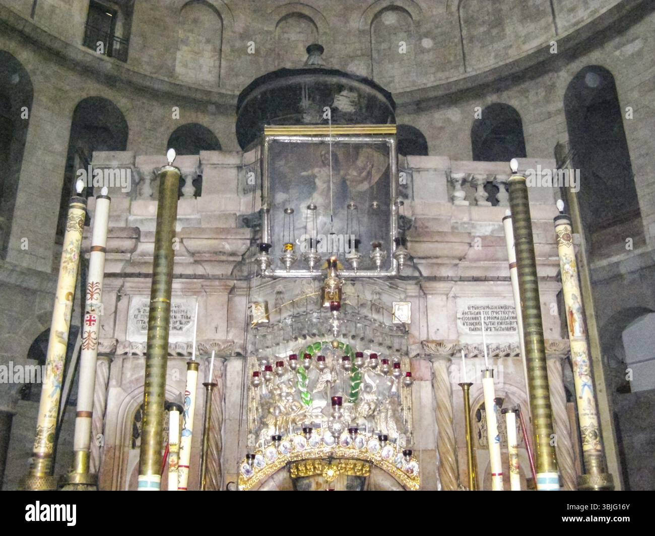 Jerusalem, Israel - 23. Mai 2013: Die Stadt Jerusalem, die Einrichtung der christlichen Kirchen. Das Innere der Gebäude, Fresken und dekorative eleme Stockfoto