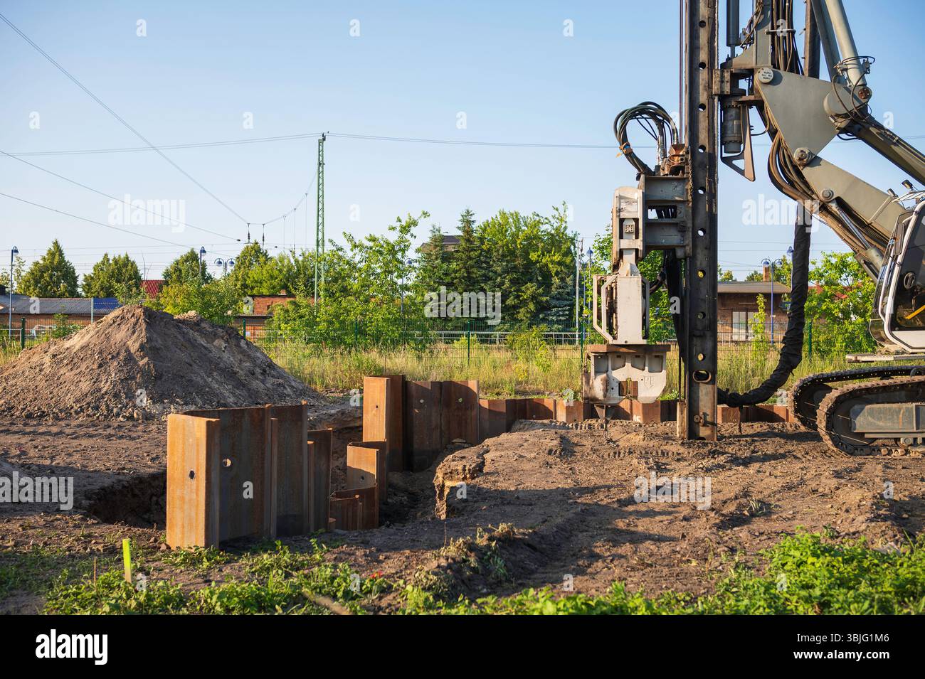 Eine Pfahlwand auf einer Baustelle Stockfoto