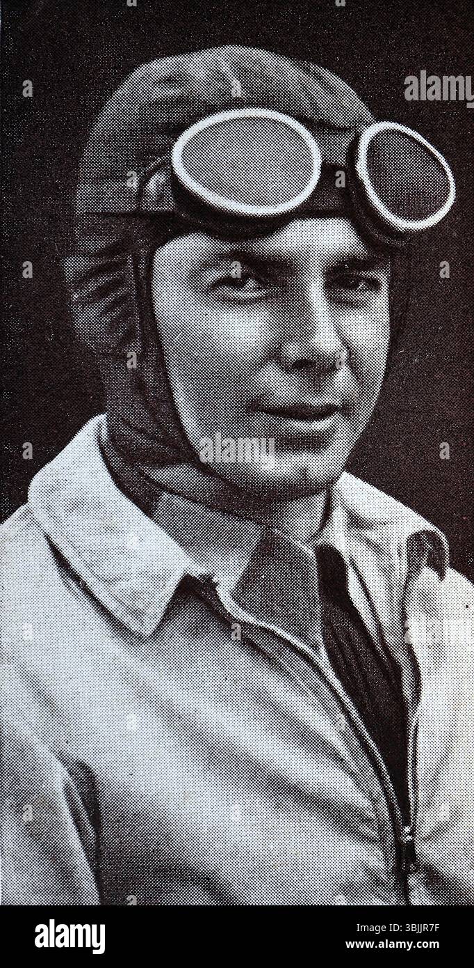 Charlie Dodson, der im April 1938 das British Empire Trophy Race im Donnington Park gewann und einen Austin-Seven fuhr. Aus einer Serie von Zigarettenkarten namens The Kings of Speed, die 1939 vom Tabakhersteller W. A. & A. C. Churchman veröffentlicht wurden. Stockfoto