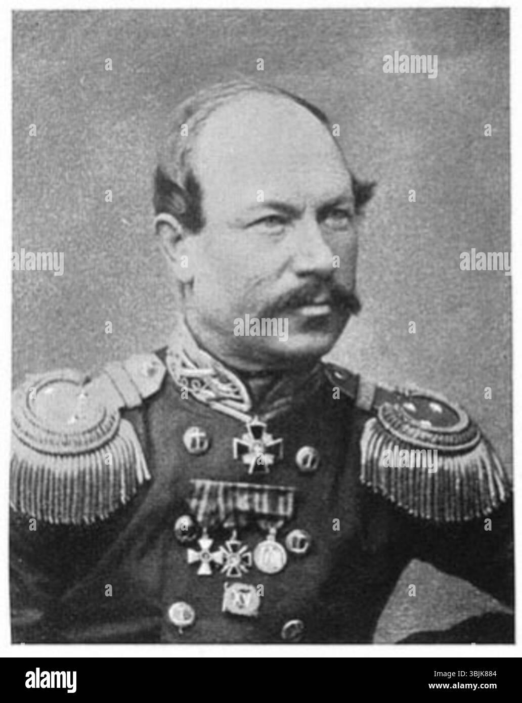 Ein Porträt des russischen Künstlers Nikolai Maximovitch Huvenius aus dem Jahr 1904. Huvenius war bekannt für seine Beiträge zur russischen Kunst und seine Erforschung der Porträt- und Landschaftsmalerei. Stockfoto