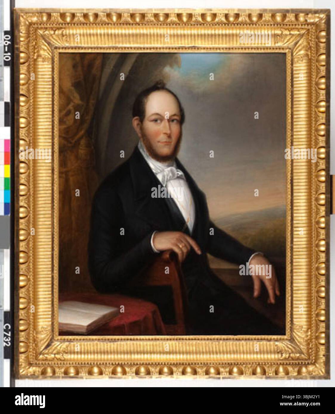 Jan Kieft (1798–1870) malte 1850 ein Porträt von Jan van der Muelen (1816–1849). Dieses Öl auf Leinwand zeigt Jan van der Muelen in einer formalen Pose, die den Porträtstil der Mitte des 19. Jahrhunderts widerspiegelt, wobei der Schwerpunkt auf der Kleidung und dem Ausdruck des Motivs liegt. Stockfoto