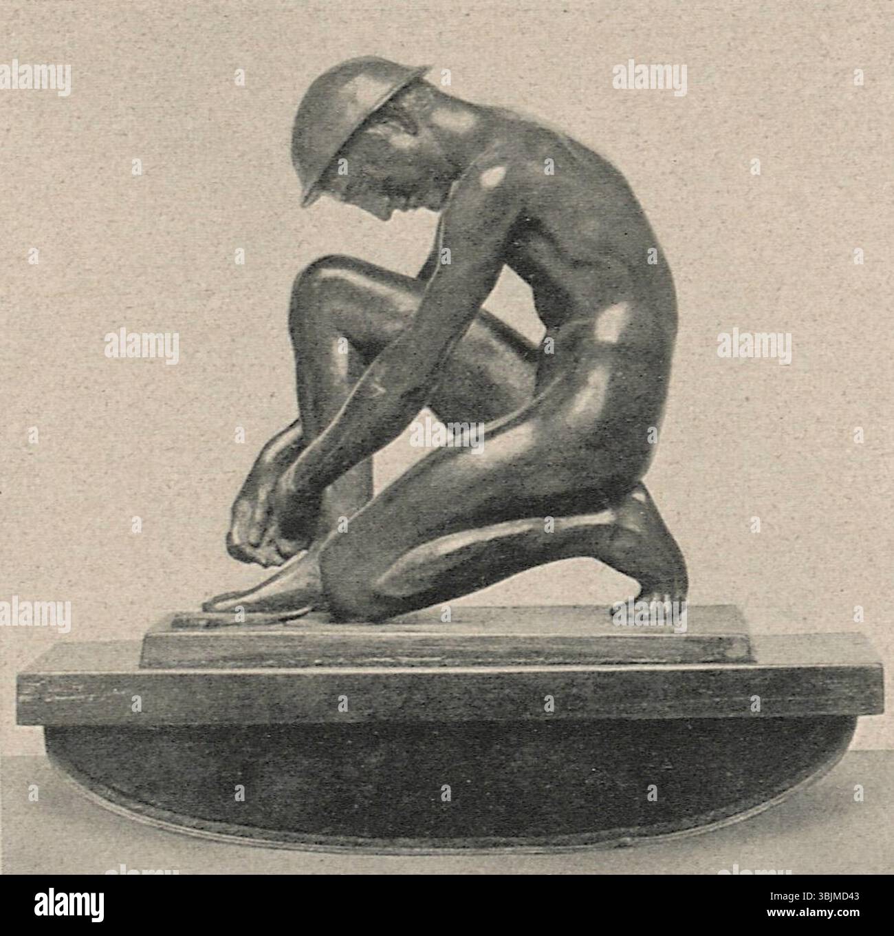 Ludwig Habichs Tintenlöscher (vor 1922) ist eine Bronzeskulptur eines Tintenfleckers, die Alltagsgegenstände mit bemerkenswerter Präzision und Kunstfertigkeit im modernistischen Stil einfängt. Stockfoto