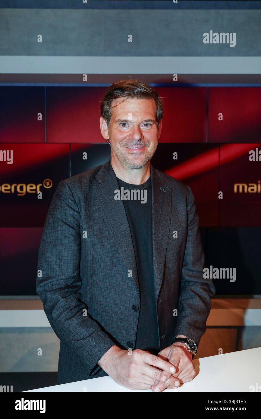 Gregor Peter Schmitz in der ARD-Talkshow 'maischberger' im WDR Studio B. Köln, 17.12.2024 Stockfoto