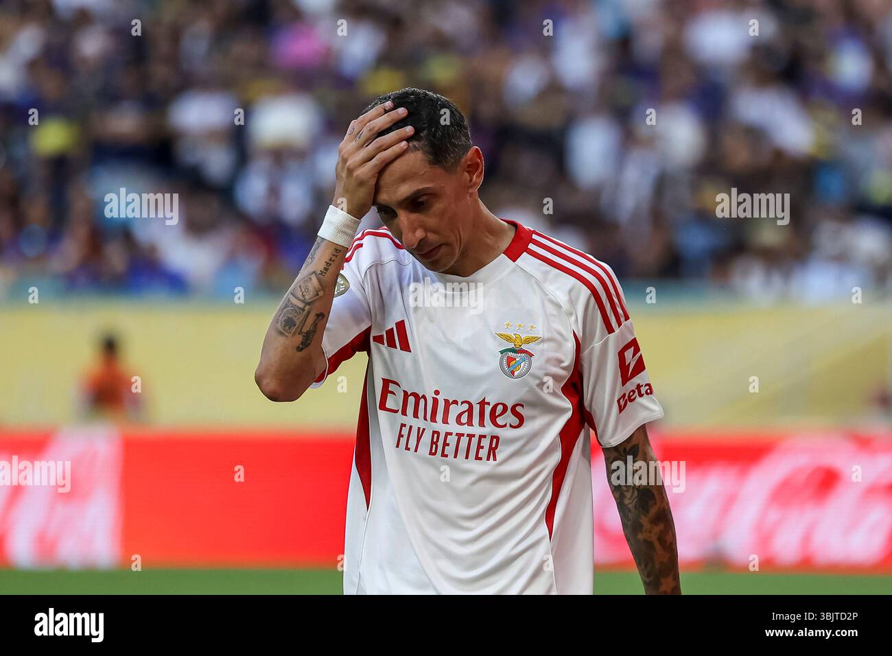 Miami Gardens, Usa. Juni 2025. Miami, Vereinigte Staaten von Amerika, 16. Juni 2025: Di Maria 11 SL Benfica reagiert am 16. Juni 2025 im Hard Rock Stadium, Miami, während des FIFA Club-Weltmeisterschaftsspiels zwischen CA Boca Juniors und SL Benfica (João Bravo /SPP) Credit: SPP Sport Press Photo. /Alamy Live News Stockfoto