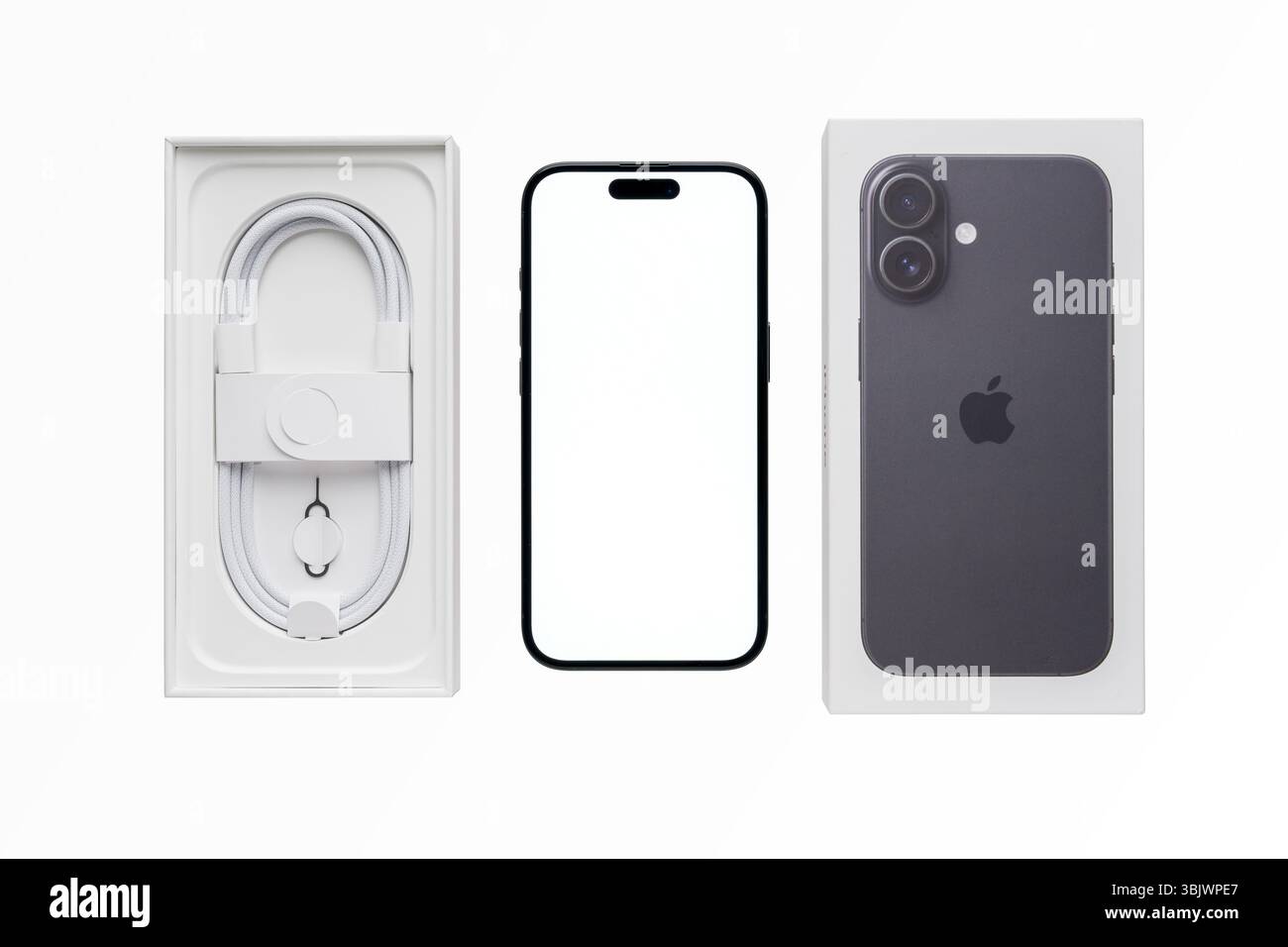 Antalya, Türkei - 15. Juni 2025: Neues iPhone 16 Smartphone und iPhone 16 Box Stockfoto
