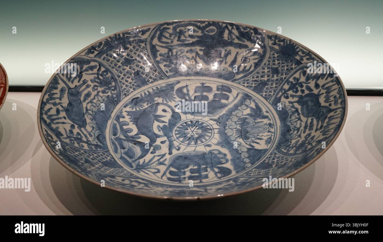 Schätze des Fujian Museums – Eine Reise durch das Kulturerbe Südostchinas Stockfoto