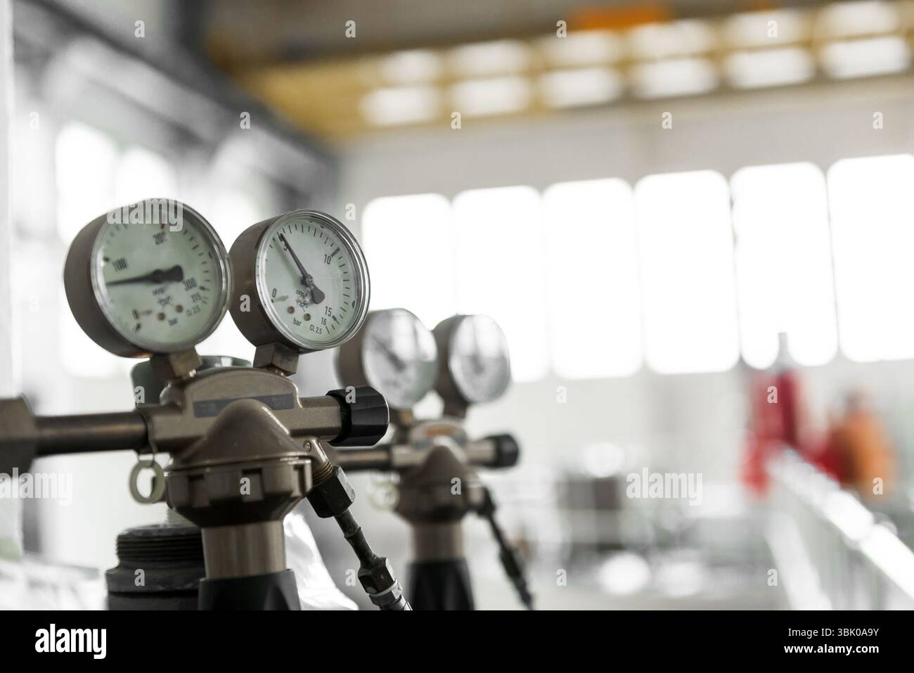 Manometer ein Luft-Kompressor Closeup Fotos Stockfoto Manometer ein Luft-Kompressor Closeup Fotos Stockfoto