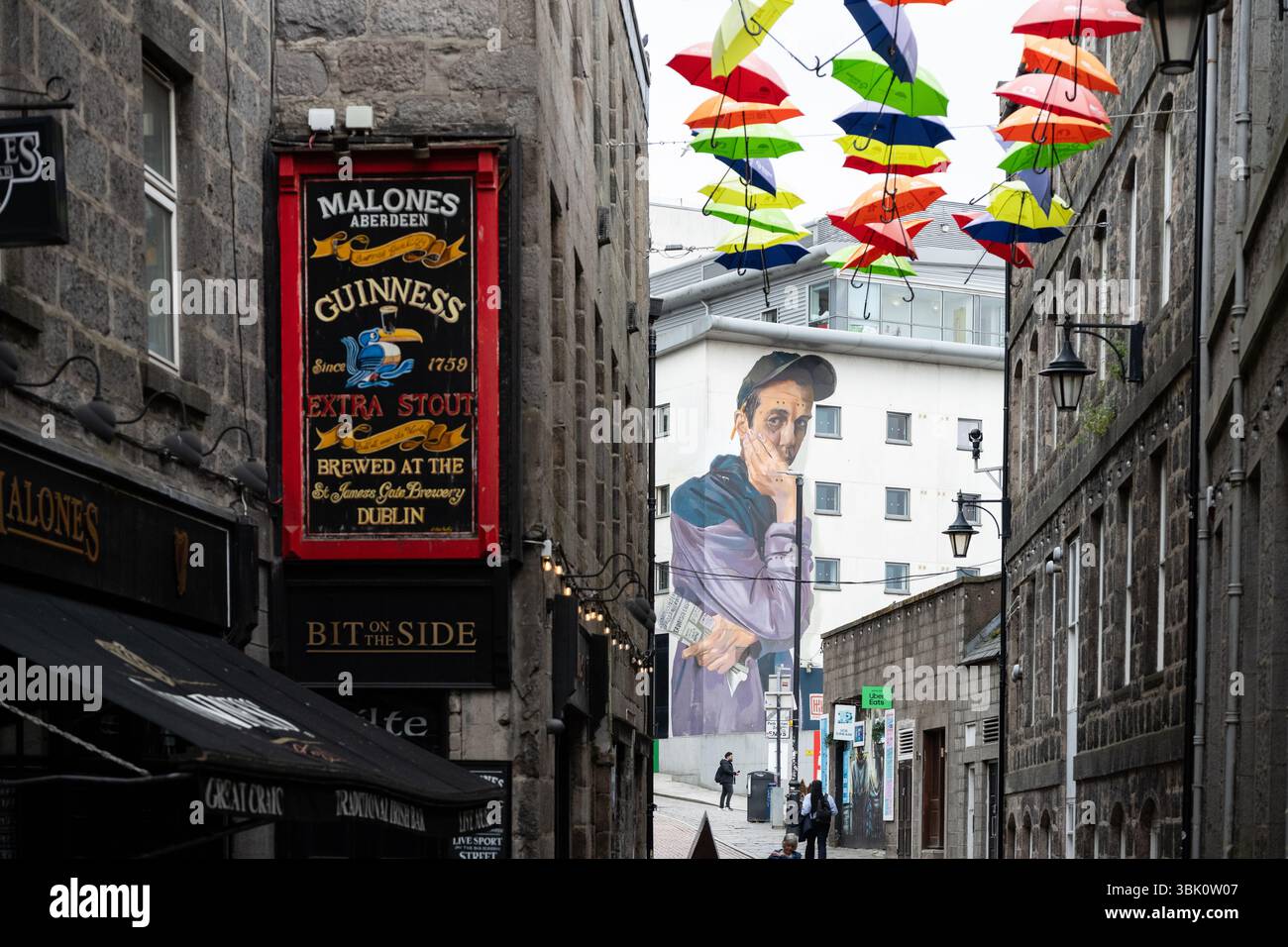 Aberdeen Nuart Festival 2024 Wandgemälde von Addam Yekutieli von Case Maclaim - Shiprow, Aberdeen, Schottland, Vereinigtes Königreich Stockfoto