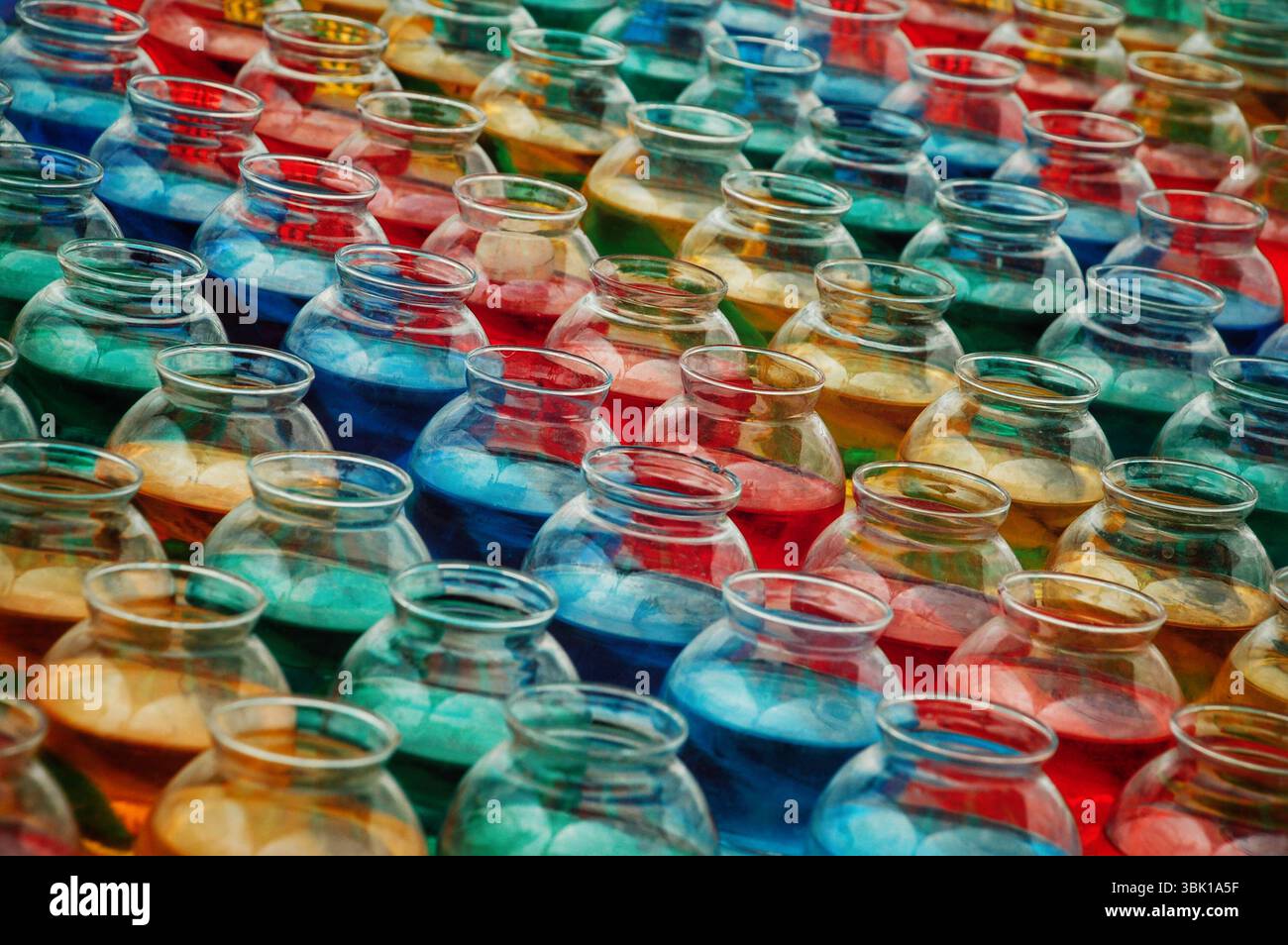 Pingpong-Wurfspiel auf der Kreismesse Stockfoto