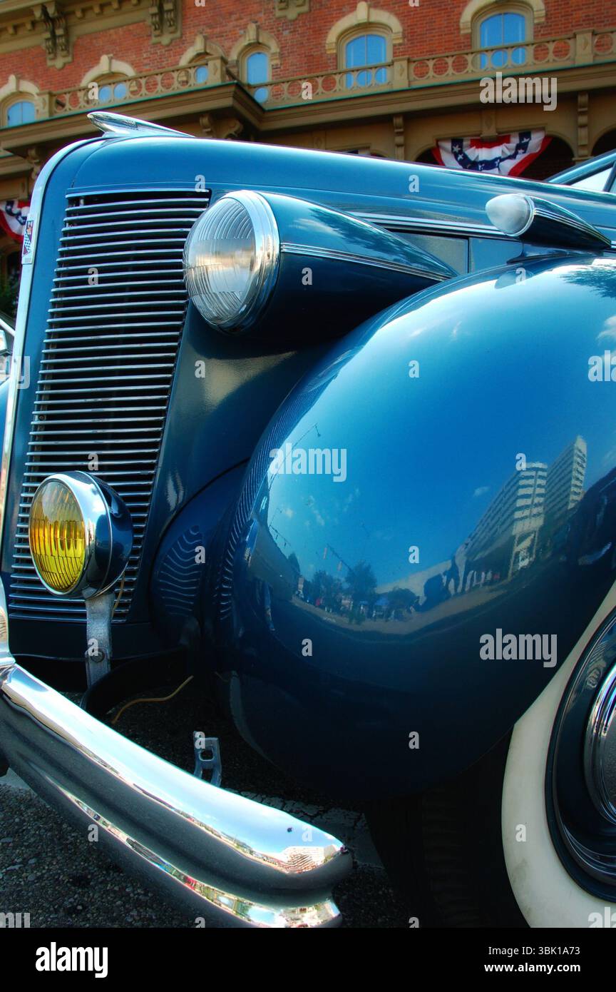 Vintage Buick Special Automobil vor der National First Ladies Library Stockfoto