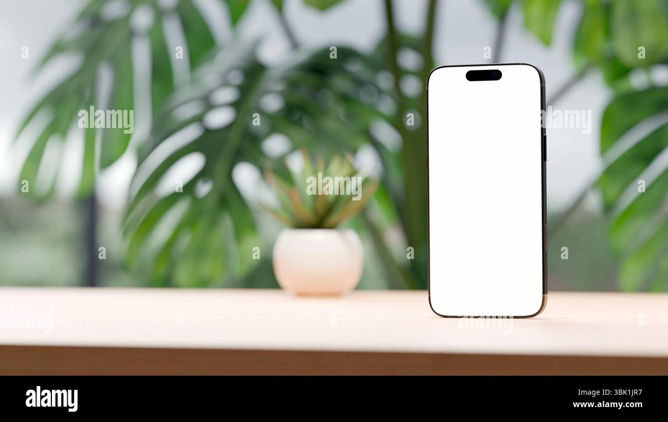 Mobiltelefon über Holztisch mit leerem Bildschirm für Mockup. Kühler und natürlicher Hintergrund. Kopierraum, Leerraum Hintergrund für Design oder Text. Stockfoto