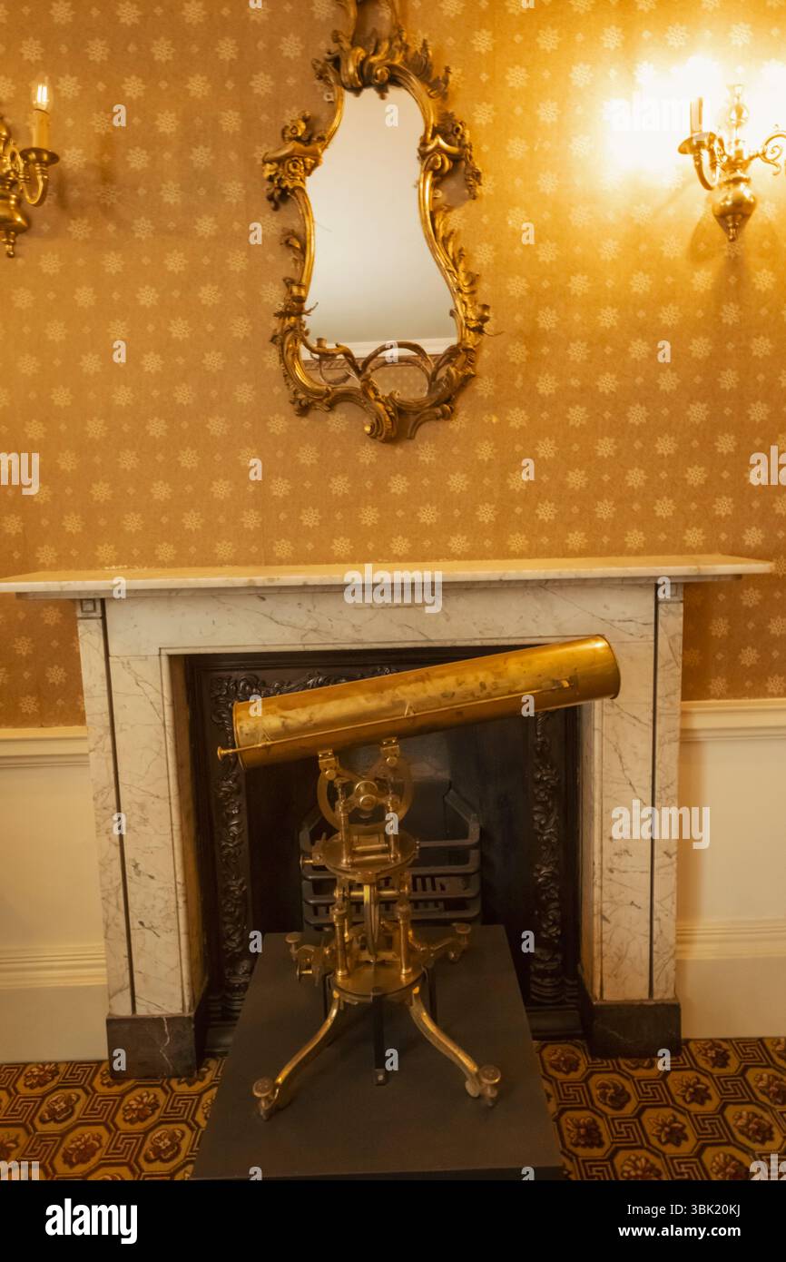 England, Somerset, Bath, Herschel Museum of Astronomy, Innenausstattung Wohnzimmer Stockfoto