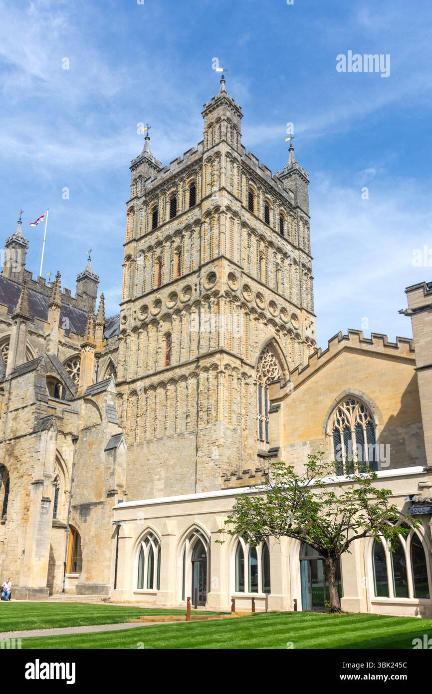Der Südturm, die Kathedrale von Exeter, Exeter, Devon, England, Vereinigtes Königreich Stockfoto