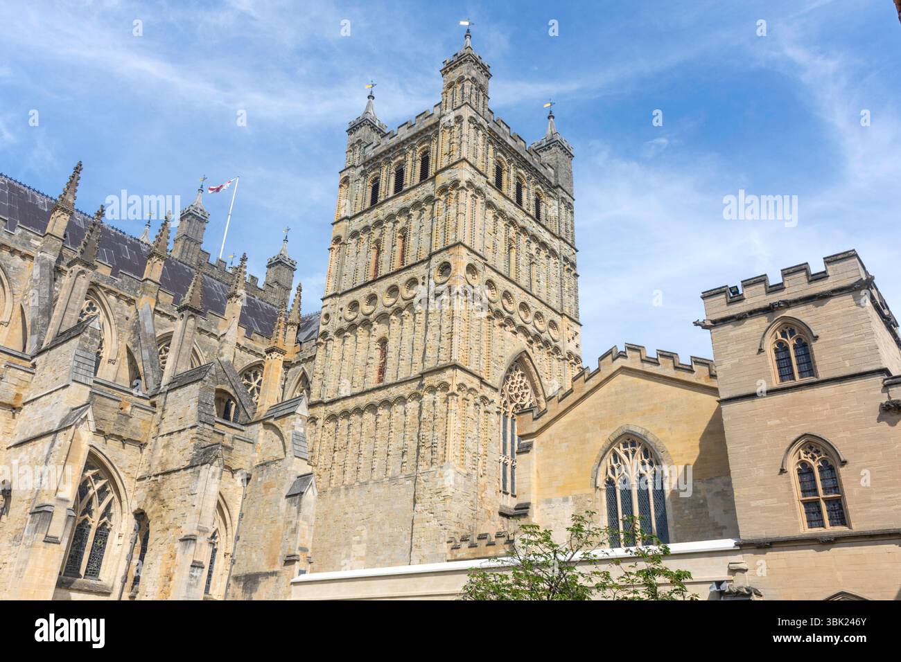 Der Südturm, die Kathedrale von Exeter, Exeter, Devon, England, Vereinigtes Königreich Stockfoto