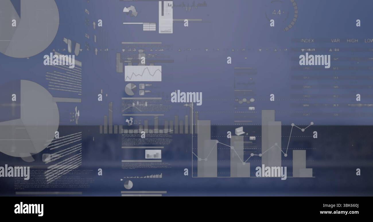 Präsentation von drei durchsichtigen Balkendiagrammen mit überlagertem Liniendiagramm auf dem Analyse-Dashboard mit Tabellen Stockfoto