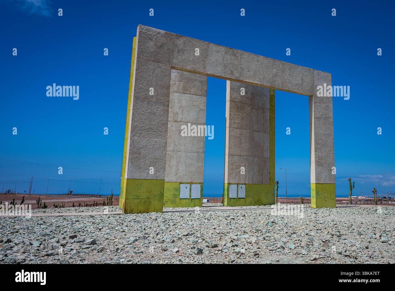 Eine große Engelsaufnahme des Tropic of Capricorn Monument, etwa 28 km nördlich von Autofagasta. Stockfoto