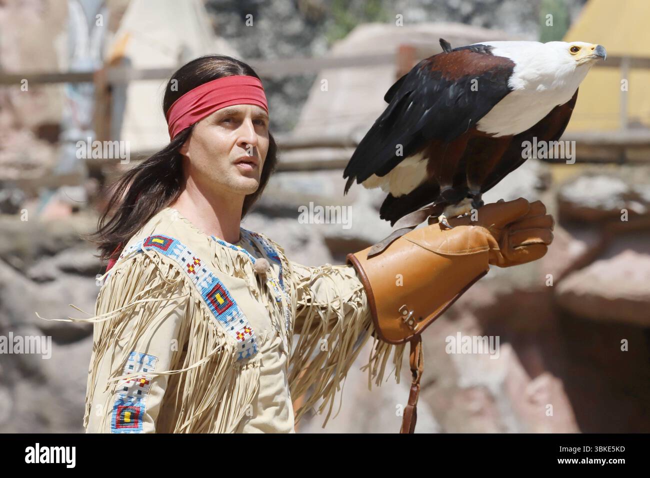 Fotoprobe das Halbblut, Karl May Festspiele 2025 Alexander Klaws, Fotoprobe das Halbblut, Karl May Festspiele 2025, Bad Segeberg, 20.06.2025 *** Fotoprobe das Halbblut, Karl May Festival 2025 Alexander Klaws, Fotoprobe das Halbblut, Karl May Festival 2025, Bad Segeberg, 20 06 2025 Copyright: XEventpressxBecherx Stockfoto