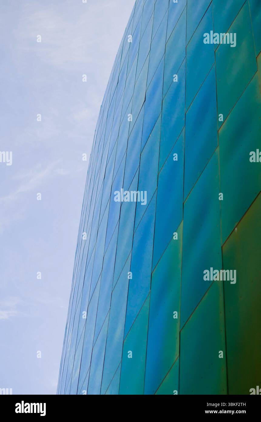 Regenbogenglas von Seattles Wissenschaftsmuseum Stockfoto
