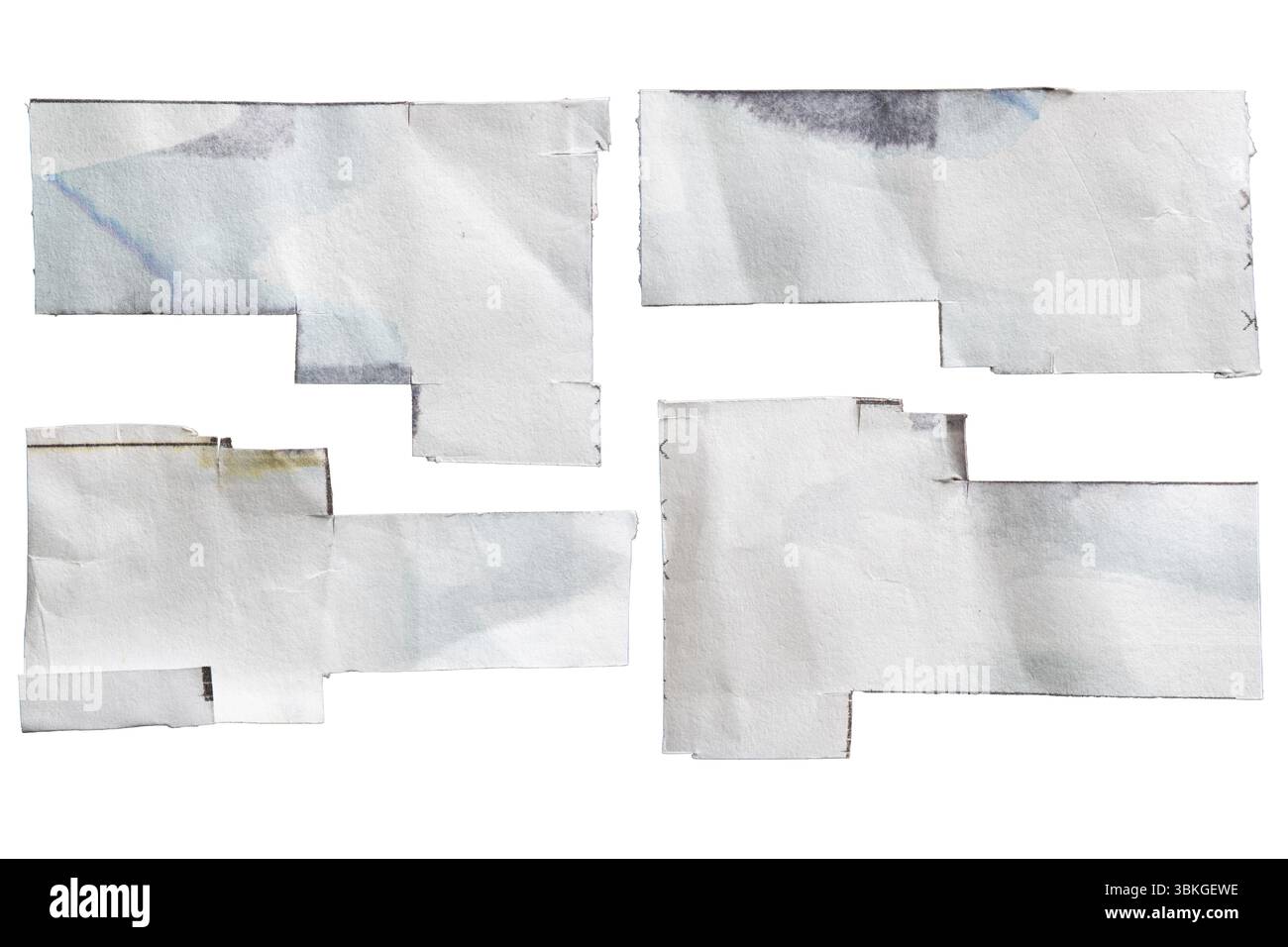 Weißes Papier mit Tintenflecken, das in abstrakte geometrische Formen geschnitten und als Textbox-Hintergrund auf weißem Hintergrund mit Beschneidungspfad verwendet wird Stockfoto