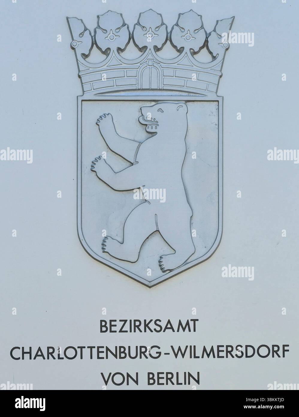 Wappen, Schild, Bezirksamt, Bezirk Charlottenburg-Wilmersdorf, Berlin, Deutschland *** Wappen, Schild, Bezirksamt, Bezirk Charlottenburg Wilmersdorf, Berlin, Deutschland Stockfoto