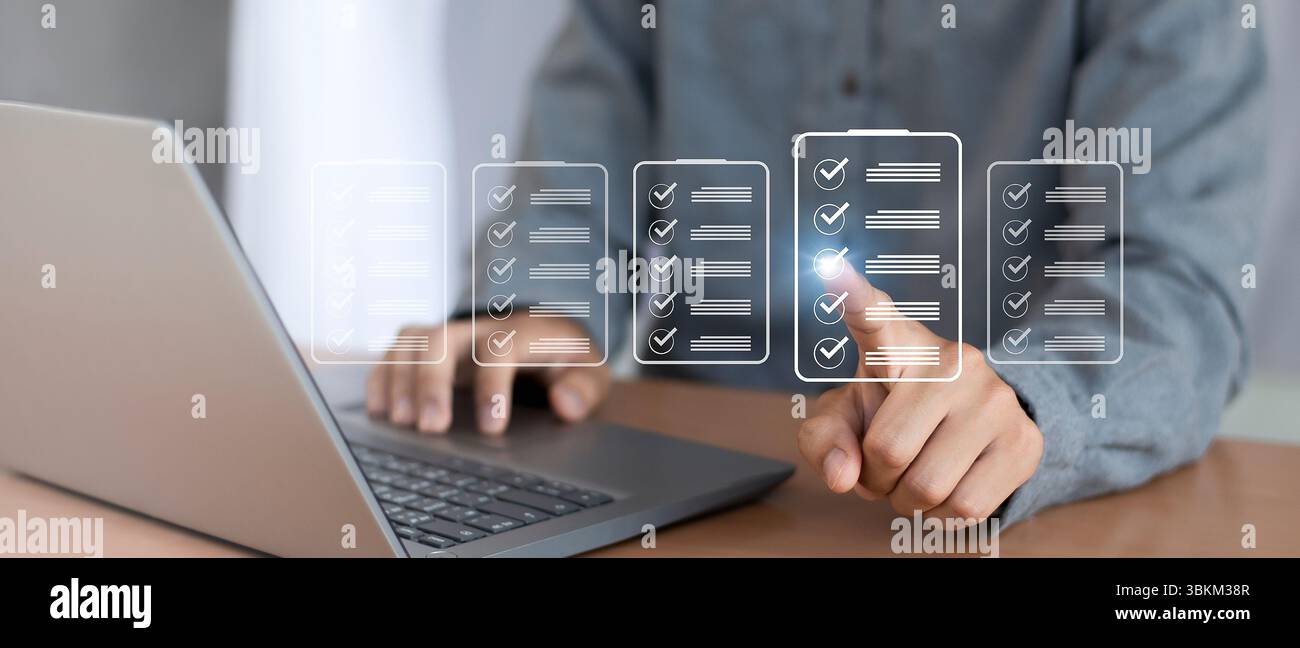Konzepte und Checklisten für die Verwaltung von Geschäftsdokumenten Datencheckliste, Geschäftsentwicklung Stockfoto