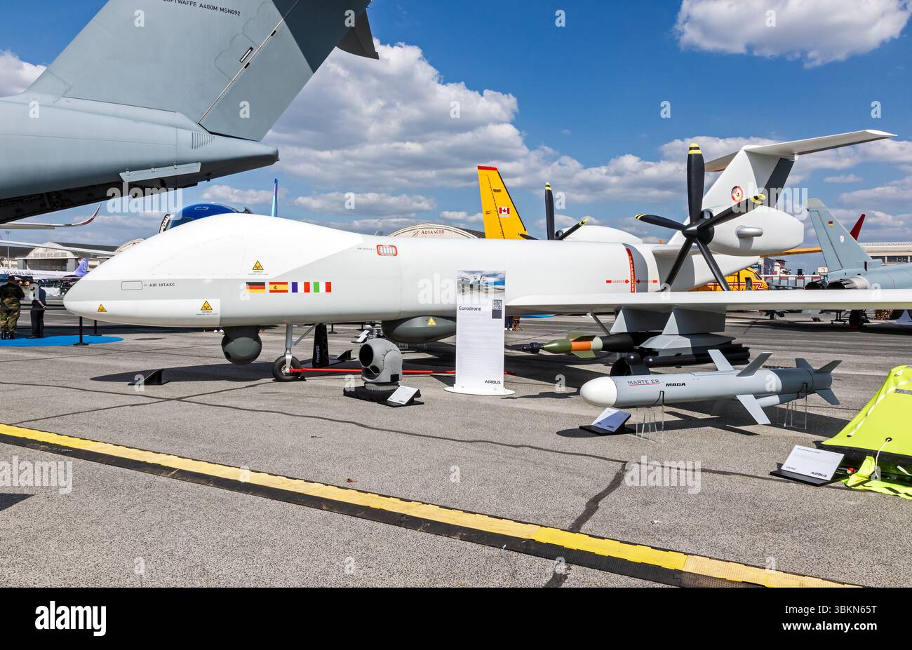 Eurodrone, European Medium Altitude Long Endurance Remote Piloted Aircraft System (MÄNNLICHE RPAS) von Leonardo, Airbus und Dassault bei der Paris Air Sho Stockfoto