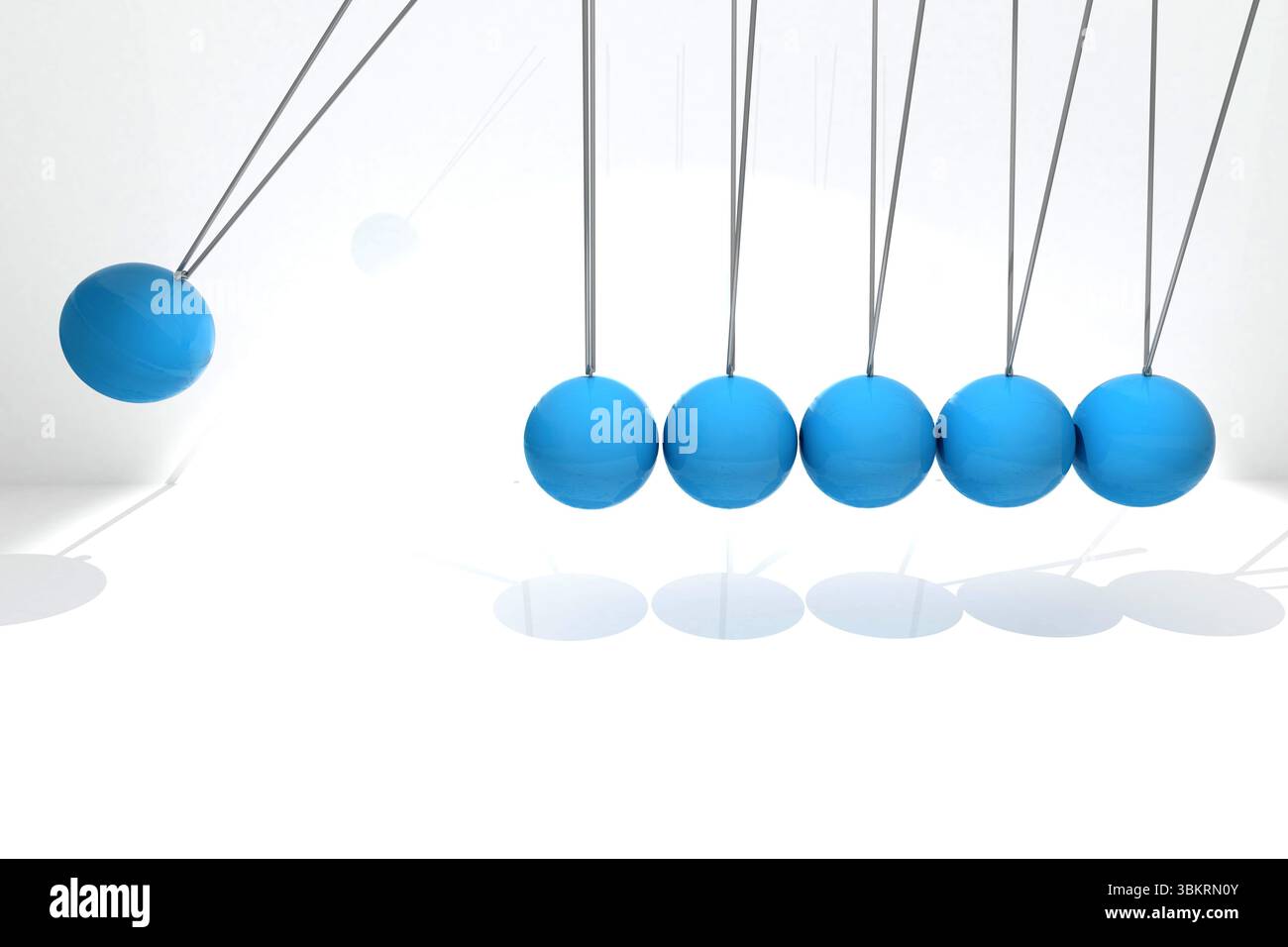 Sechs glänzend blaue Kugeln schwingen in Newtons Wiege über der reflektierenden weißen Basis im 3D-Rendering Stockfoto