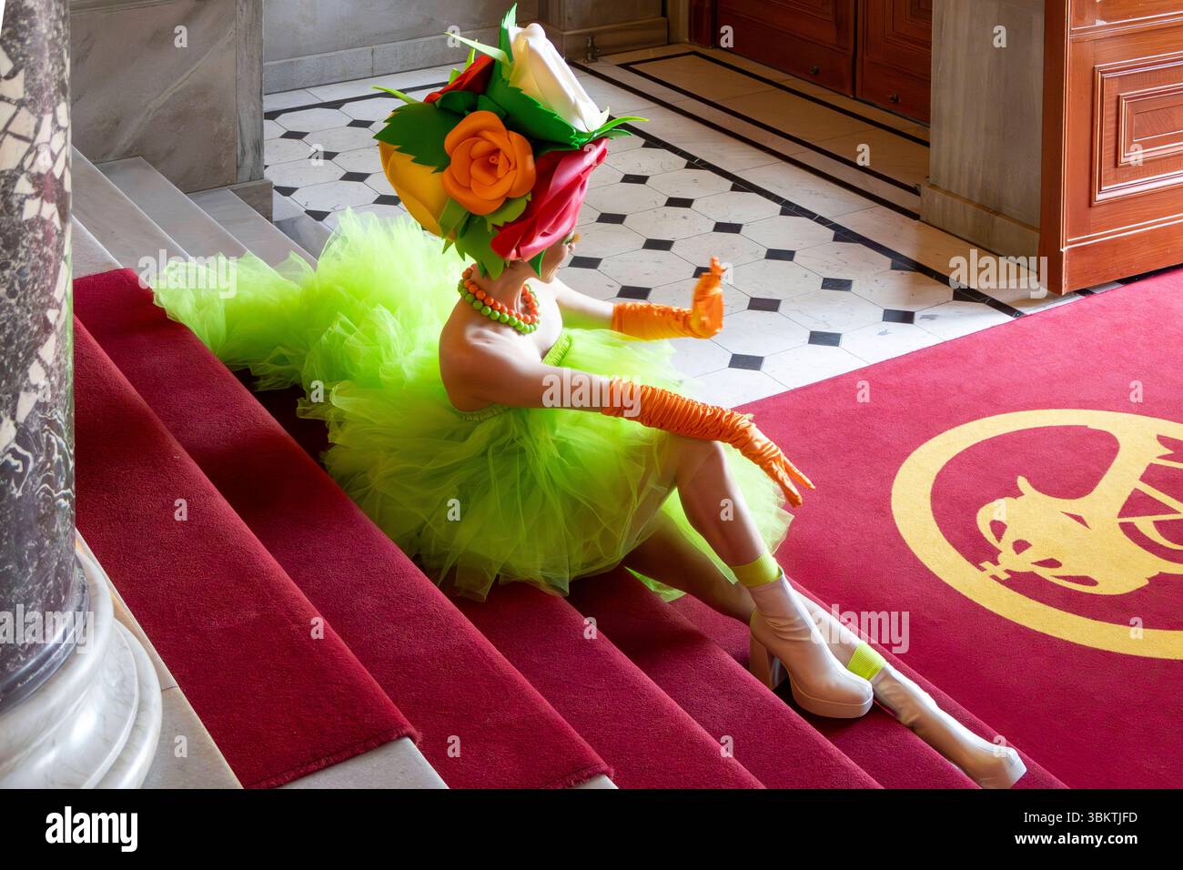 Mascha Schellong Art of Choice freut sich sehr auf die Dresdner Schlössernacht u.a. auf Schloß Albrechtsberg, die 2025 zum 15.Mal stattfinden wird. *** Mascha Schellong Art of Choice freut sich sehr auf die Dresdner Schlossnacht auf Schloss Albrechtsberg und anderswo, die 2025 zum 15. Mal stattfinden wird Stockfoto