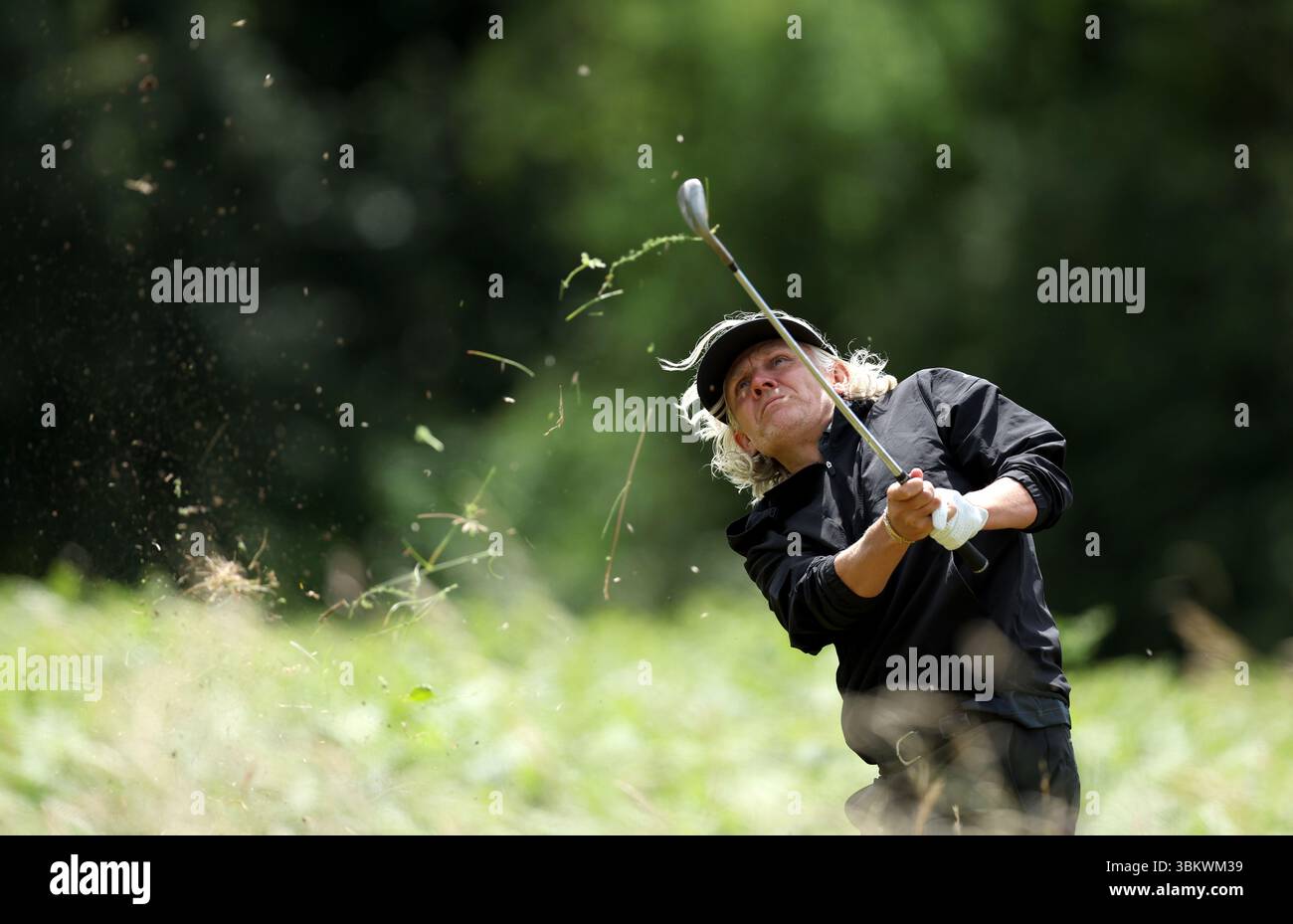 Der ehemalige Premier League-Fußballspieler Jimmy Bullard spielt im fünften Loch, während des Open 2025 Regional Qualifying in Rochester und Cobham Park. Bilddatum: Montag, 23. Juni 2025. Stockfoto