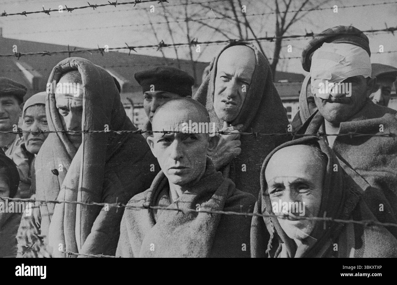 AUSCHWITZ, POLEN - 1945 - Ein Film aus der sowjetischen Roten Armee über die Befreiung von Auschwitz wurde über einen Zeitraum von mehreren Monaten gedreht Stockfoto