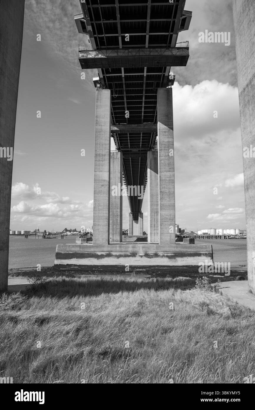 Die Queen Elizabeth II Bridge (Dartford Bridge), Dartford, Kent, Großbritannien Stockfoto