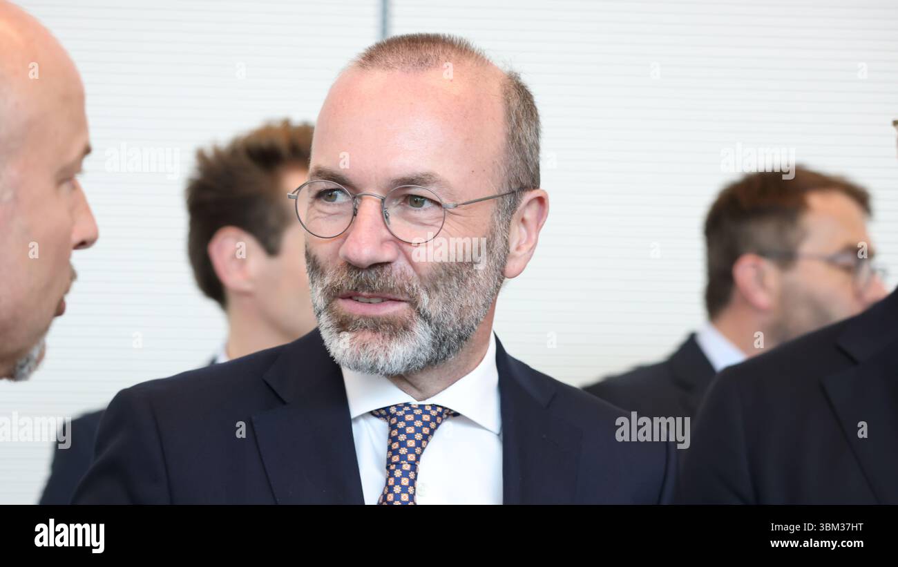 Berlin, Deutschland, 24. Juni 2025. CDU/CSU-Fraktionstreffen im Reichstag Credit: Klaus KROENERT/Alamy Live News Stockfoto