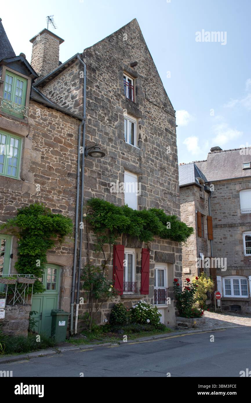 Rue de la Madeleine, Lanvallay, ehemaliges Lagerhaus Stockfoto