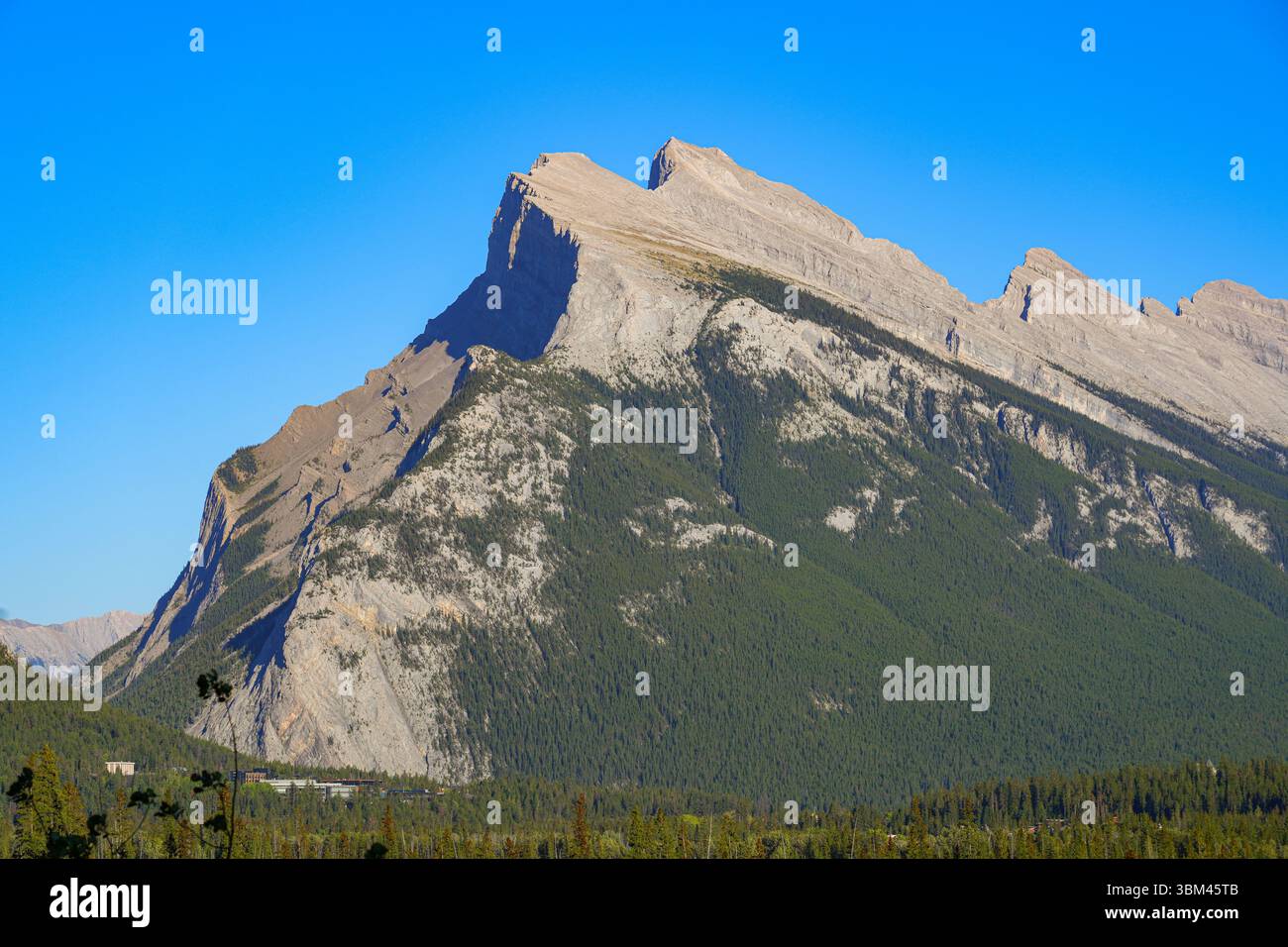 Mount Rundle in Banff Nationalpark, Alberta, Kanada Stockfoto