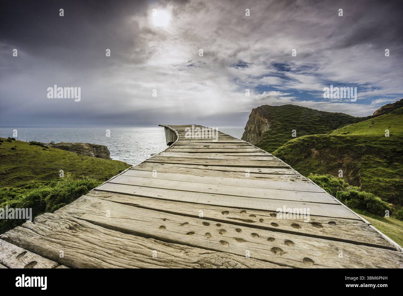 Pier of the Souls, Pirulil, Westküste der Großen Insel Chiloe, Patagonien, Republik Chile, Südamerika Stockfoto